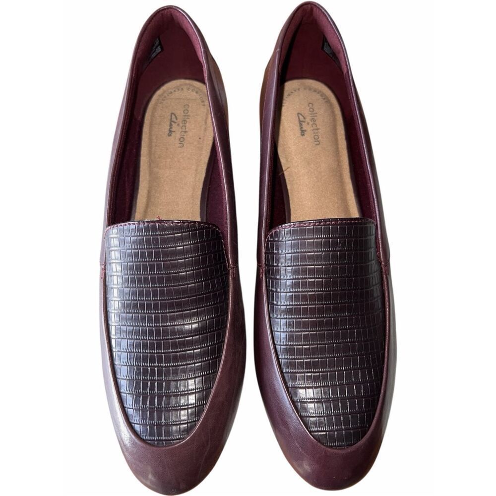 Collection Clarks Mallory Pearl Burgundy Wedge Leather Loafer Size 10M NEW